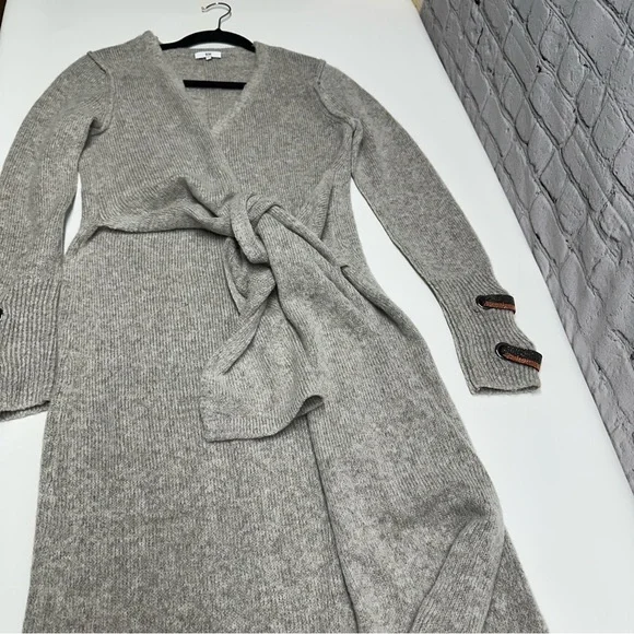 SOH Gray Knit Sweater dress size small - Picture 8 of 12